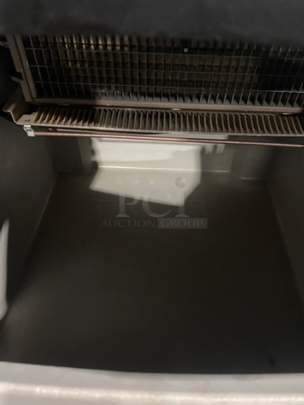 Cornelius Model CCU0220AH11 Stainless Steel Commercial Self Contained Ice Machine! MODEL CCU022AH11 SN:87B1108GC065 115V 1PH  - Image 5 of 10