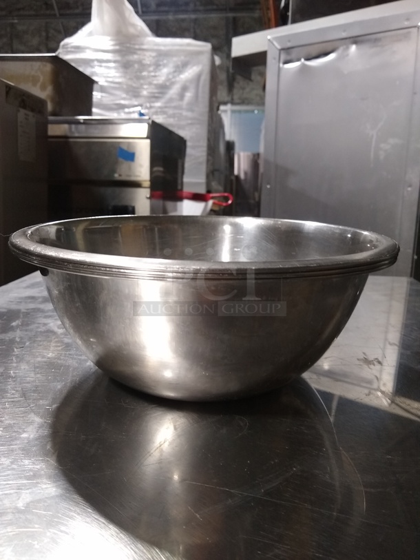 Choice Stainless Steel 9 Inch Mixing Bowl - Image 2 of 3