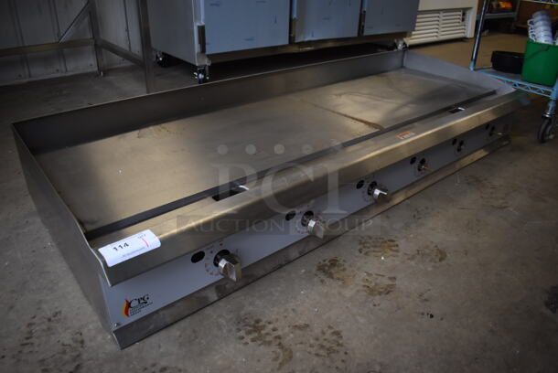 LIKE NEW! CPG 351GTCPG72NL Stainless Steel Commercial Countertop Natural Gas Powered Flat Top Griddle w/ Thermostatic Controls. 180,000 BTU. 72x30x16