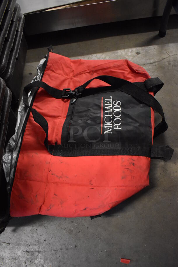 Red and Black Insulated Food Carrying Delivery Bag. 24x4x17 - Image 2 of 3
