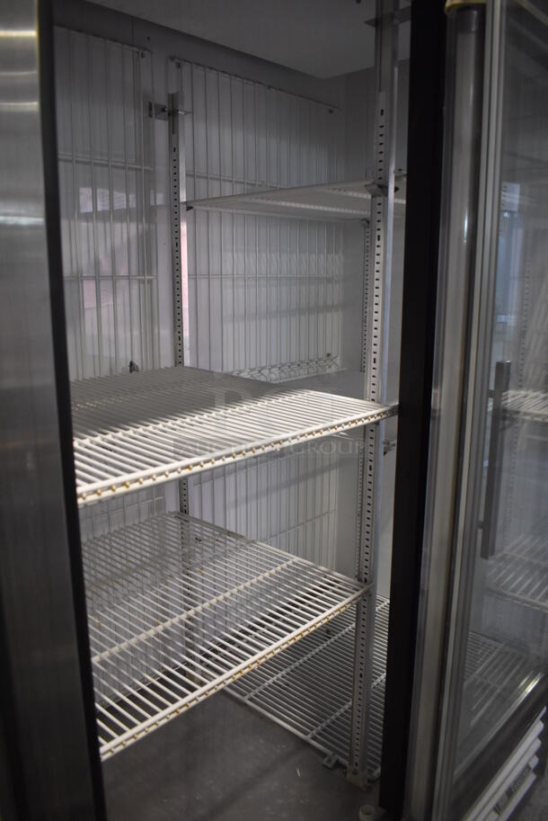 True GDM-72F Metal Commercial 3 Door Reach In Freezer Merchandiser w/ Poly Coated Racks. 115/208/230 Volts, 1 Phase. 78x32x82 - Image 5 of 8