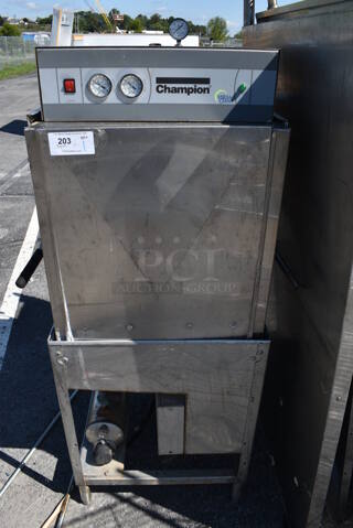 Champion DH2000 Stainless Steel Commercial Straight Pass Through Dishwasher. 208-240 Volts, 3 Phase. 30x30x67