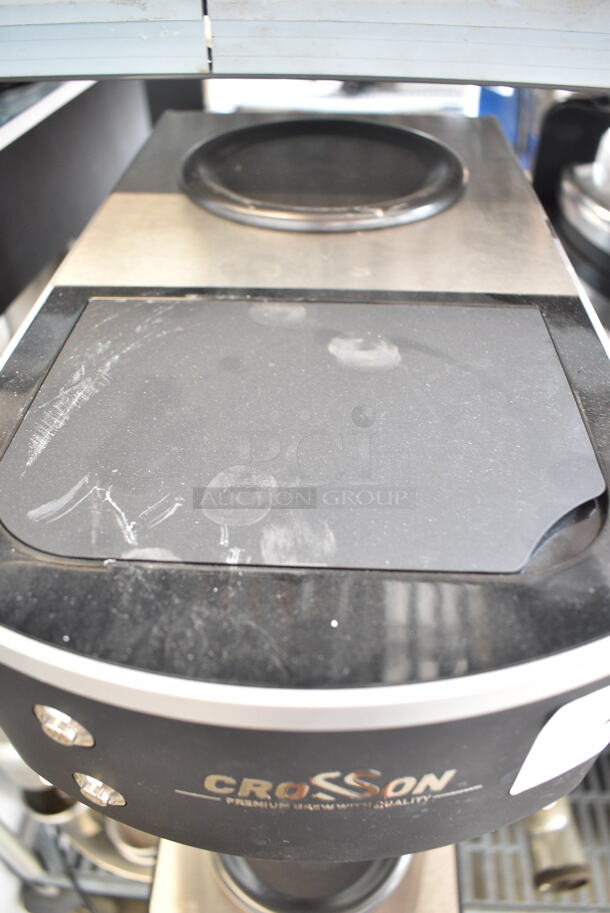 BRAND NEW SCRATCH AND DENT! 2024 Crosson CB-GD2 Stainless Steel Countertop Coffee Machine w/ Coffee Pot and Metal Brew Basket. 120 Volts 1 Phase.  - Image 6 of 8