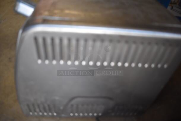 Black & Decker Metal Countertop Microwave Oven. 120 Volts, 1 Phase. 19x12x10 - Image 7 of 9