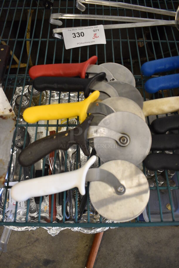 11 Various Metal Pizza Pie Cutters. Includes 9". 11 Times Your Bid! - Image 4 of 4