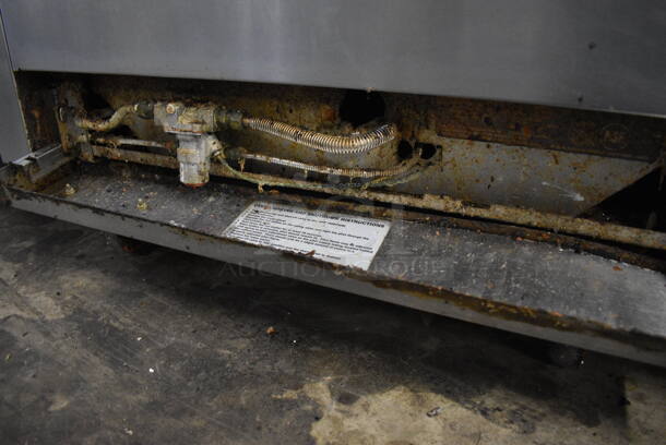 Vulcan Stainless Steel Commercial Natural Gas Powered 6 Burner Range w/ Oven, Over Shelf and Back Splash on Commercial Casters. 36x30x59 - Image 7 of 7