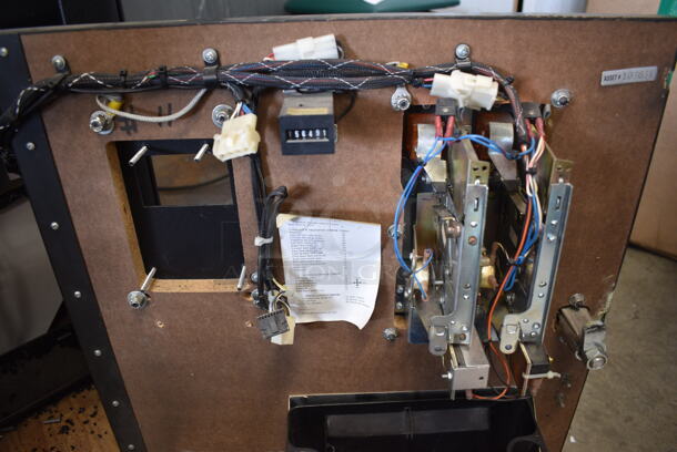 Rainbow Crane NC42 Metal Commercial Floor Style Claw Machine. 110 Volts, 1 Phase. Tested and Does Not Power On - Image 7 of 9