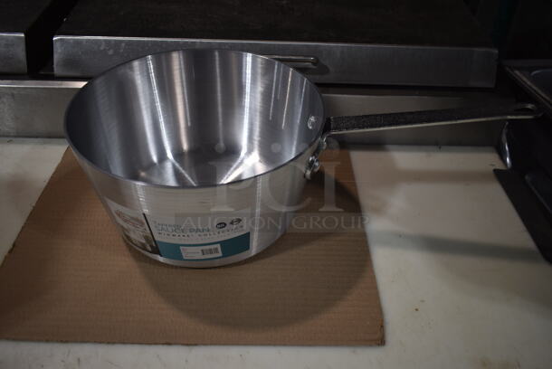 ALL ONE MONEY! Lot of 2 BRAND NEW Item; American Metalcraft 4407 Spice Shaker and Winco ASP-4 Metal Sauce Pan.  - Image 5 of 7
