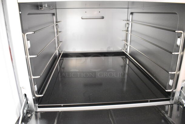 BRAND NEW SCRATCH AND DENT! Vulcan SX24 SX Series Stainless Steel Commercial Natural Gas Powered 4 Burner 24" Range with Space Saver Oven. 142,000 BTU - Image 7 of 9