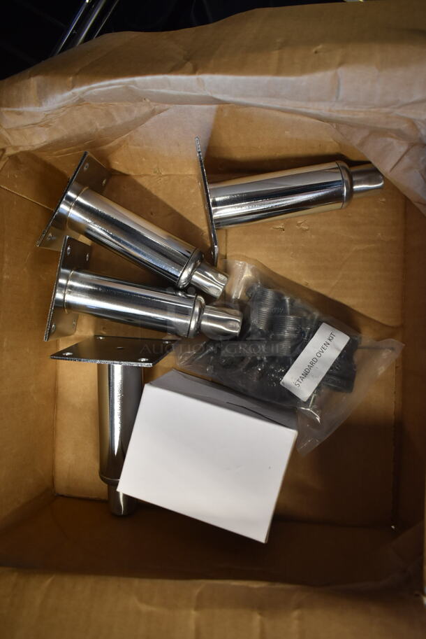 BRAND NEW SCRATCH AND DENT! Vulcan 36S-6BN Stainless Steel Commercial Natural Gas Powered 6 Burner Range w/ Oven, Over Shelf and Back Splash.  - Image 9 of 12