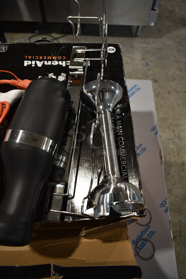 BRAND NEW SCRATCH AND DENT! KitchenAid KHBC310OB 300 Series 10" Two-Speed Immersion Blender. 120 Volts, 1 Phase. Tested and Working! - Image 4 of 7