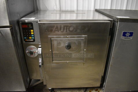 Autofry MTI10 Stainless Steel Commercial Countertop Electric Powered Ventless Fryer w/ Left Side Warming Strip. 240 Volts, 1 Phase. 28x26x29