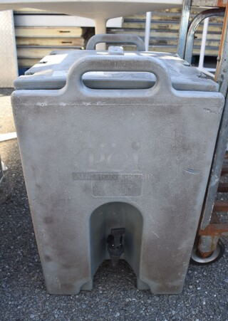 Cambro 1000LCD Blue Poly Food Carrying Catering Case. 16x20.5x25
