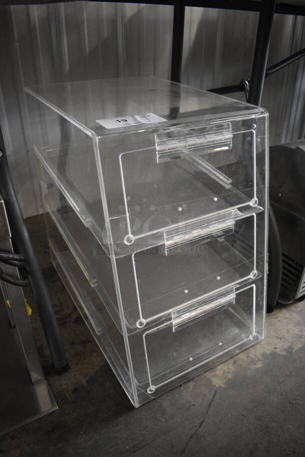 Clear Poly Countertop Display Case. 13.5x21.5x20.5 - Image 2 of 3