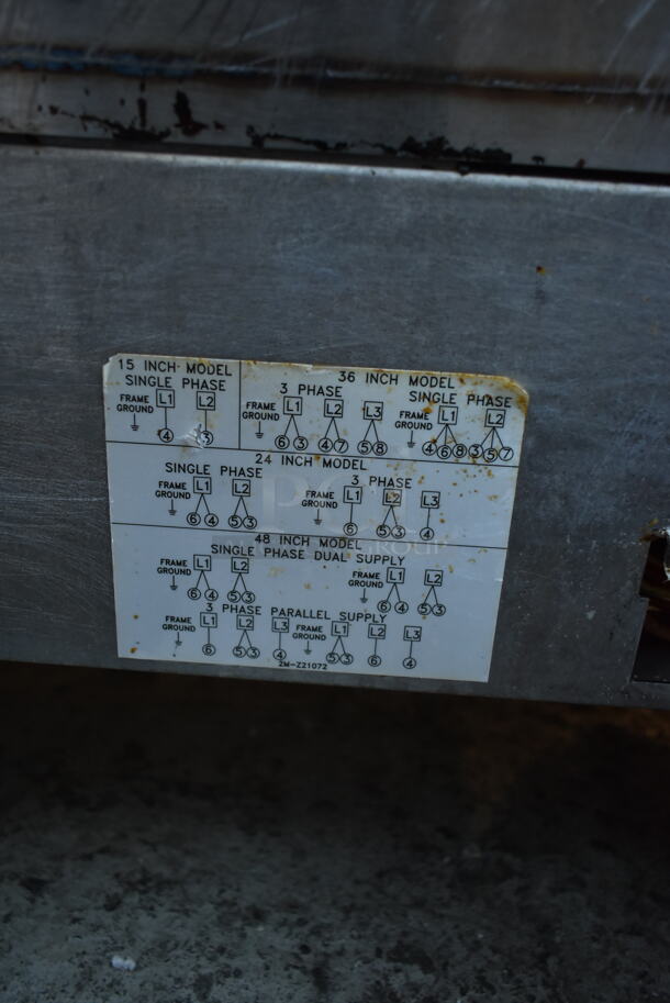 ToastMaster Pro Series Stainless Steel Commercial Countertop Natural Gas Powered Flat Top Griddle w/ Thermostatic Controls. - Image 4 of 4