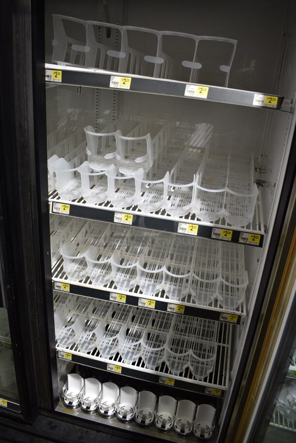 True GDM-49 ENERGY STAR Metal Commercial 2 Door Reach In Cooler Merchandiser w/ Poly Coated Racks. 115 Volts, 1 Phase. Tested and Working! - Image 3 of 5