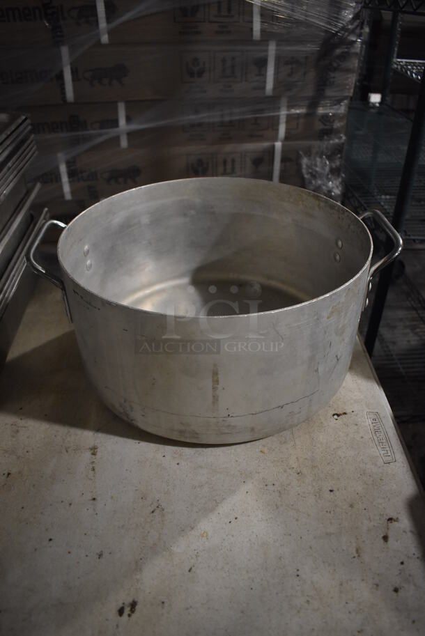 3 Various Metal Stock Pots. 16x14x7, 14x12.5x8, 13x11x9. 3 Times Your Bid! - Image 2 of 7