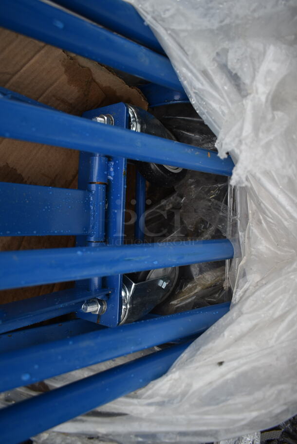 BRAND NEW SCRATCH AND DENT! Lavex 257HT0041 750 lb. 3-in-1 Convertible Hand Truck with Ace-Tuf Wheels - Image 3 of 5