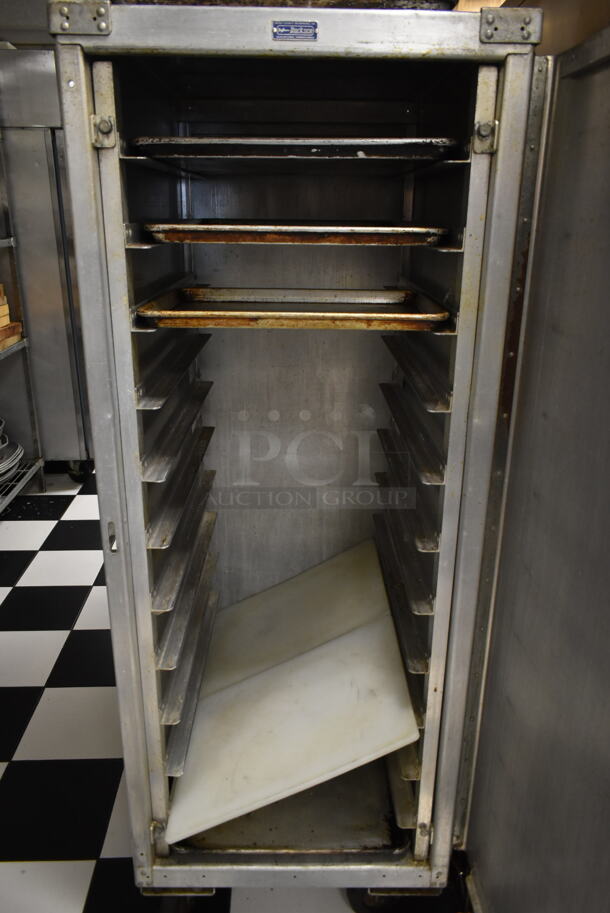 Bucksco Metal Commercial Enclosed Pan Transport Rack on Commercial Casters. (kitchen) - Image 5 of 5