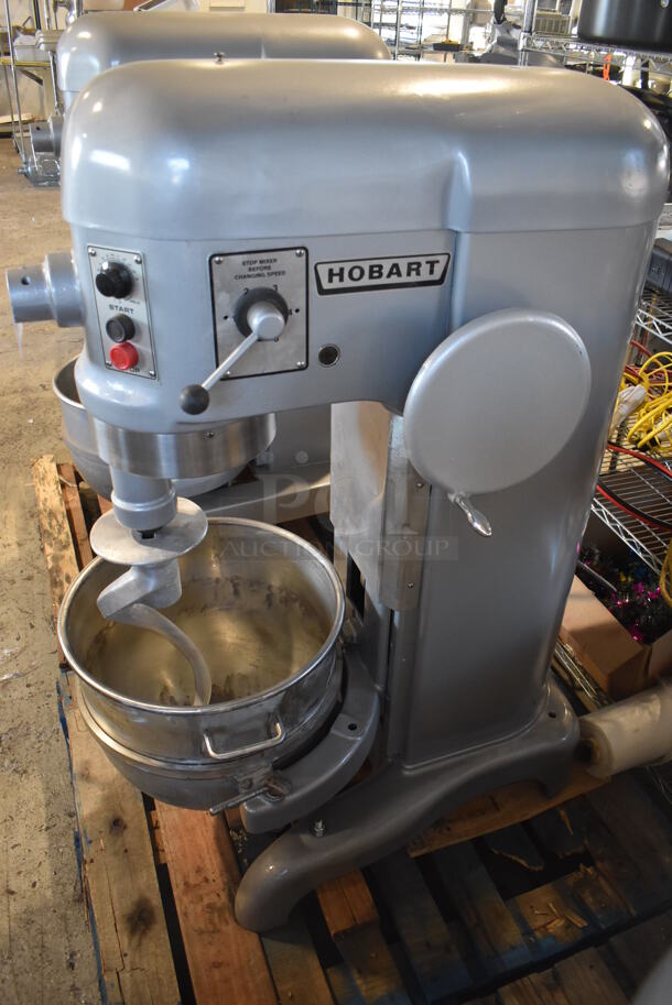 REFURBISHED! Hobart Metal Commercial Floor Style 60 Quart Planetary Dough Mixer w/ Stainless Steel Mixing Bowl and Dough Hook Attachment. Unit Has Been Professionally Refurbished! 208 Volts, 1 Phase. 28x40x56 - Image 2 of 7