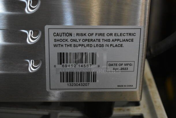 BRAND NEW SCRATCH AND DENT! 2023 Globe GPG14D Stainless Steel Commercial Countertop Electric Powered Panini Press. 120 Volts, 1 Phase. Tested and Working! - Image 6 of 7