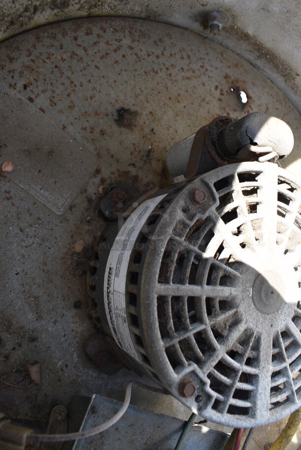 CaptiveAire Model DU30HFA Metal Commercial Rooftop Mushroom Exhaust Fan. 115 Volts, 1 Phase. 27x27x26 - Image 6 of 7