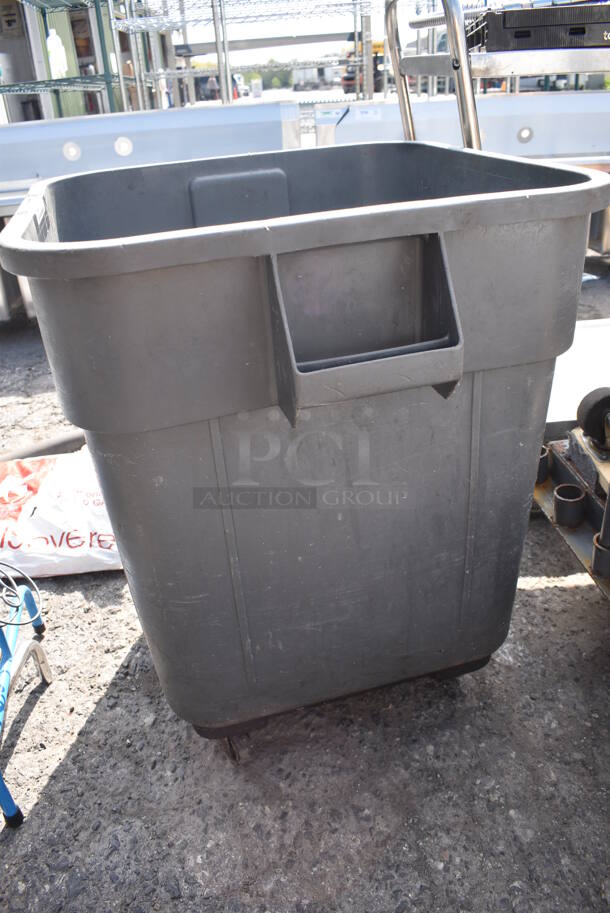 Gray Poly Trash Can on Commercial Casters. - Image 3 of 5