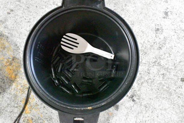 2019 Avantco 177RC60 Metal Countertop 60 Cup Rice Cooker. 120 Volts, 1 Phase. Tested and Working! - Image 4 of 6
