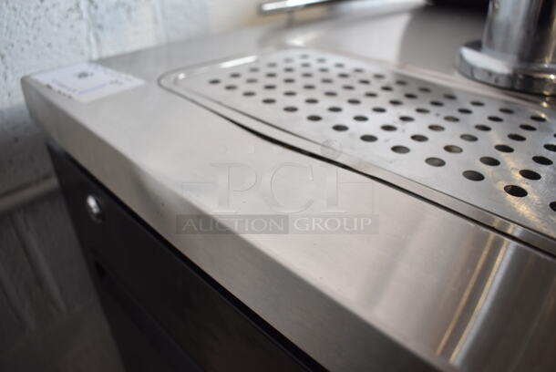 Avantco 178UDD1HC Stainless Steel Commercial Direct Draw Kegerator w/ Beer Tower and Tank on Commercial Casters. 115 Volts, 1 Phase. 24x30x55. Tested and Working! - Image 8 of 8