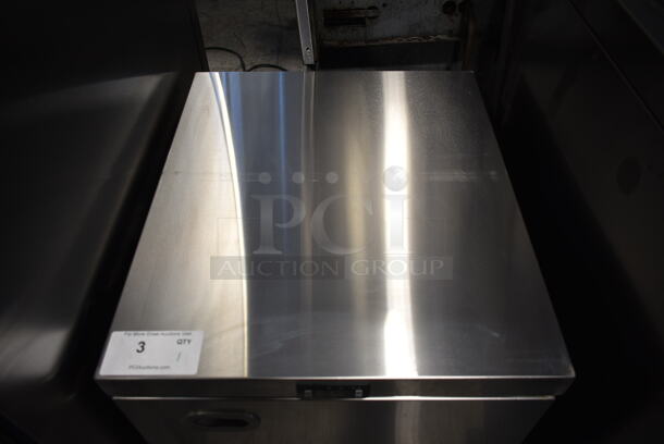 BRAND NEW SCRATCH AND DENT! Tank REF Stainless Steel Commercial Mobile Kiosk Single Door Mini Cooler. 120 Volts, 1 Phase. Tested and Working! - Image 2 of 12