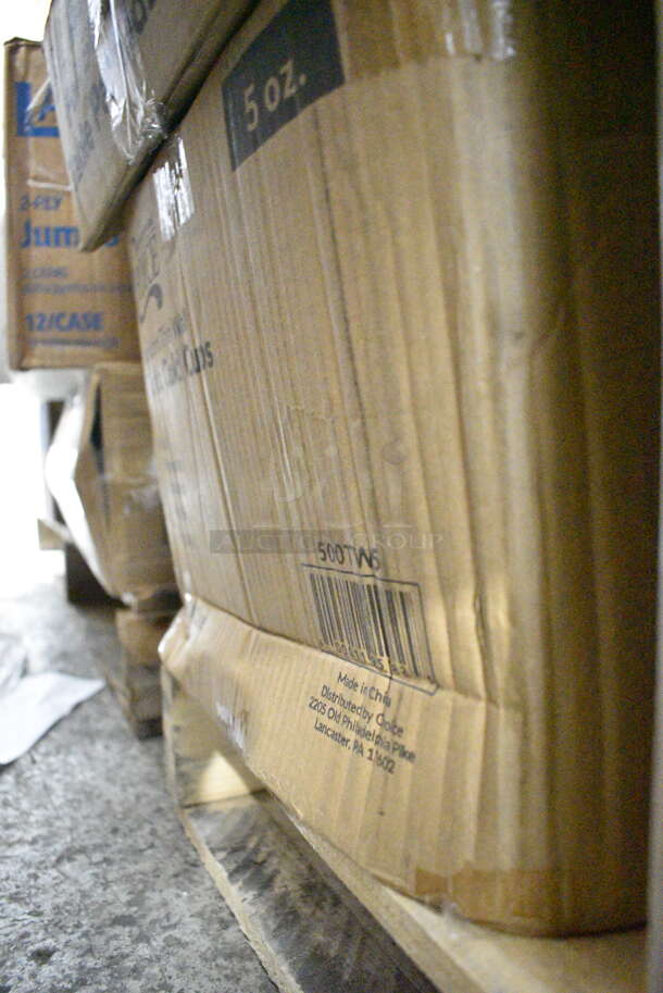 PALLET LOT of 32 BRAND NEW Boxes Including 347RPBD10WHS Visions 10" White Plastic Plate with Silver Bands - 120/Case, Choice Medium Weight White Sporks, 500MFT Lavex White M-Fold (Multifold) Towel - 4000/Case, 3 Box E301455400 Leather Conditioner, 2 Box Choice Hot Cup Travel Lids, 500TW5 Choice 5 oz. Translucent Thin Wall Plastic Cold Cup - 2500/Case, 966TALLFLDB Choice White Tall-Fold 6" x 13" Dispenser Napkin - 8000/Case, 128HD8COMBO ChoiceHD 8 oz. Microwavable Translucent Plastic Deli Container and Lid Combo Pack - 240/Case, Ceramic Pizza Trays, 612FFL1230 Choice Foil Steam Table Pan Lid - Full Size - 50/Case, 395TO881 EcoChoice 8" x 8" x 3" Compostable Sugarcane / Bagasse 1 Compartment Take-Out Box - 200/Case, 129MCR24B Choice 24 oz. Black Round Microwavable Heavy Weight Container with Lid 7 1/4" - 150/Case. 32 Times Your Bid!  - Image 7 of 12