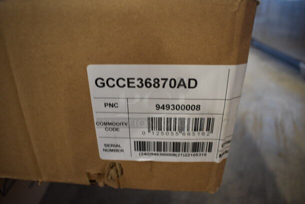 BRAND NEW SCRATCH AND DENT! Frigidaire Electrolux GCCE36870AD Stainless Steel Drop In 36" Gas Powered 5 Burner induction Cooktop Range. - Image 4 of 7