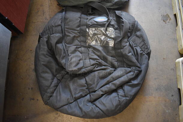 2 Insulated Pizza Food Delivery Bags. 20x20x7, 20x18x18. 2 Times Your Bid! - Image 3 of 3