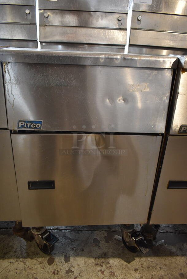 2015 Pitco Frialator SG18 Stainless Steel Commercial Floor Style Natural Gas Powered 75 Pound Capacity Deep Fat Fryer on Commercial Casters. 140,000 BTU. - Image 3 of 5