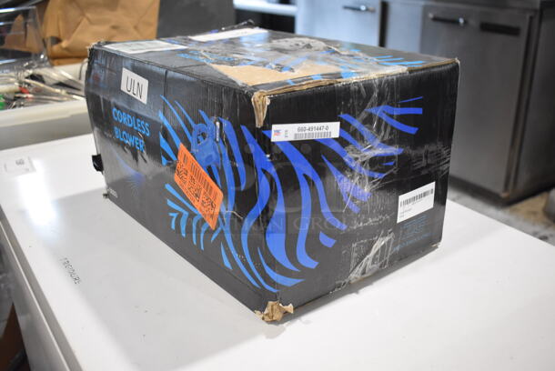 IN ORIGINAL BOX! RC-3003 Cordless Blower.  - Image 3 of 3