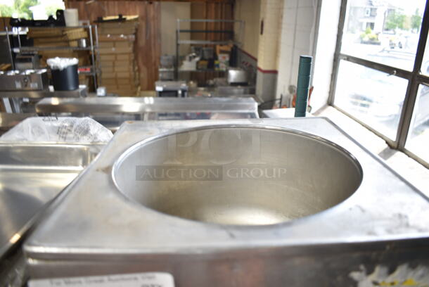 Wells SW-10 Stainless Steel Commercial Countertop Food Warmer. 120 Volts, 1 Phase. Tested and Working!  - Image 2 of 4