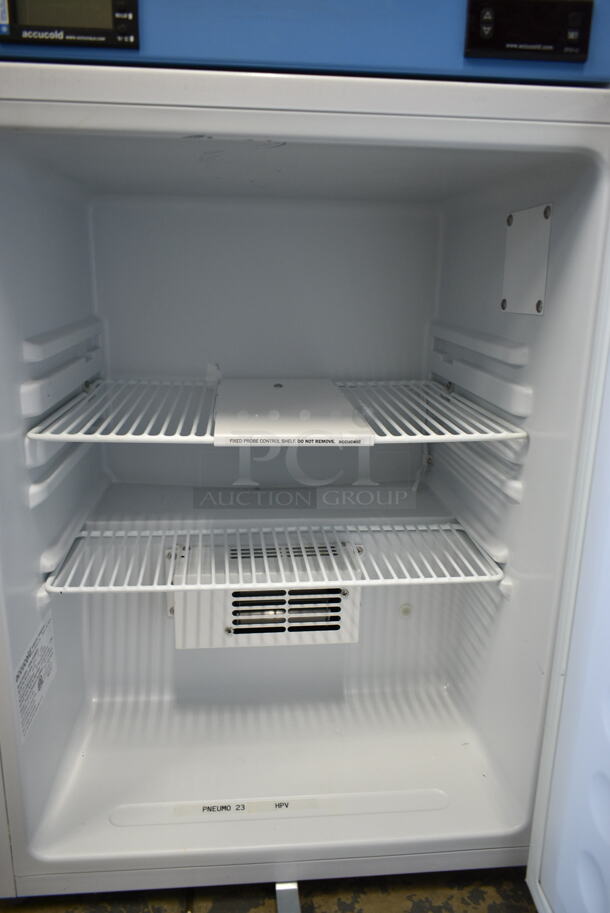 AccuCold FF-28LWH-MED2 Metal Mini Cooler. 115 Volts, 1 Phase. Tested and Working! - Image 3 of 4