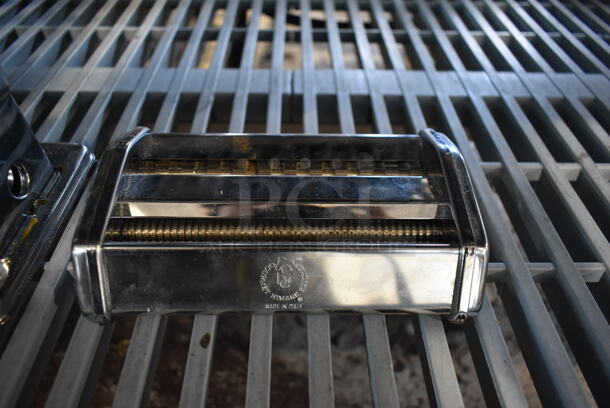 Stainless Steel Countertop Manual Pasta Machine w/ Extra Blade. - Image 4 of 5