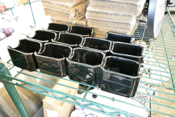 ALL ONE MONEY! Tier Lot of Various Items Including Clock, Napkin Dispensers and Rack Pieces - Image 5 of 9
