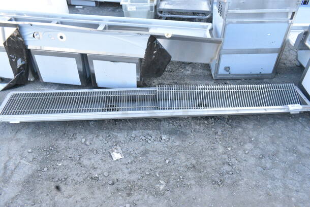BRAND NEW SCRATCH AND DENT! Regency 600FT1296SS Stainless Steel Floor Trough.  - Image 2 of 6