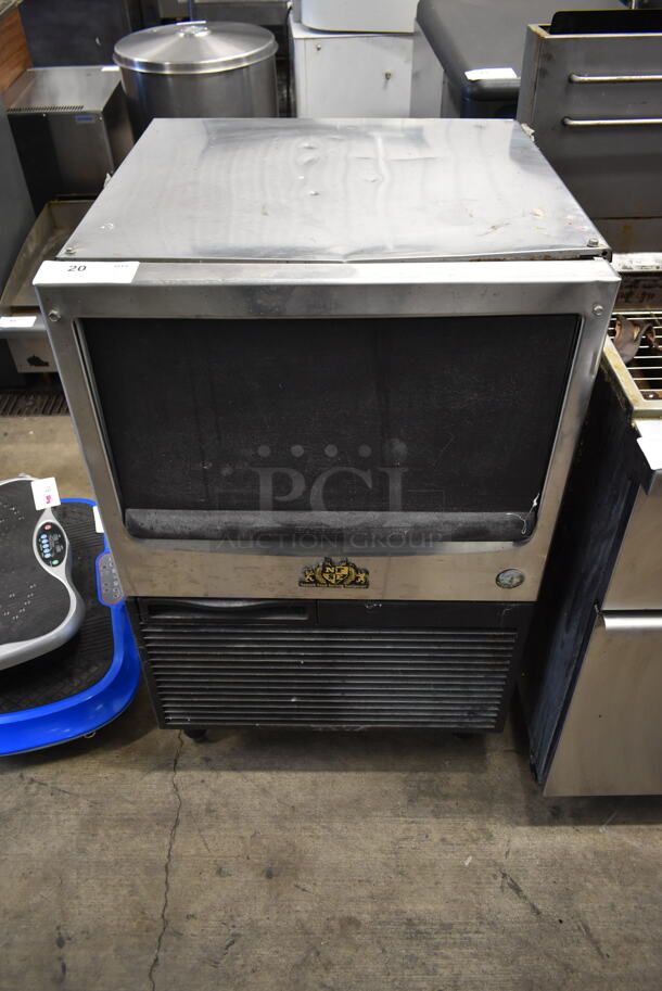 Hoshizaki KM-101BAH Stainless Steel Commercial Self Contained Ice Machine. 115 Volts, 1 Phase.  - Image 1 of 8