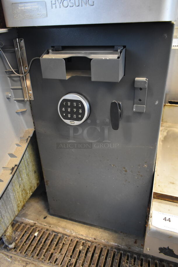 Hyosung NH-2700 Metal Commercial Floor Style ATM w/ Key and Combination  - Image 11 of 12