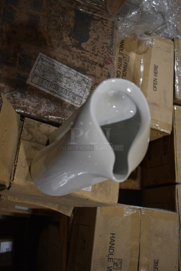 8 BRAND NEW IN BOX! Figgjo 2575HH. 8 Times Your Bid! - Image 6 of 7