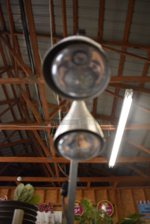 Metal Commercial Countertop 2 Head Warming Lamp. 14x20x23. Tested and Working! - Image 4 of 4