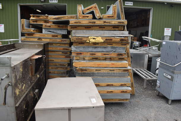 15'x17'x8' Harford Walk In Freezer w/ Floor and Heatcraft LET240CK 208-230 Volts, 1 Phase Evaporator Fan and Heatcraft B3T040H2C Metal Commercial Condenser 200-220 Volts. Picture of the Unit Before Removal Is Included In the Listing. - Image 10 of 12