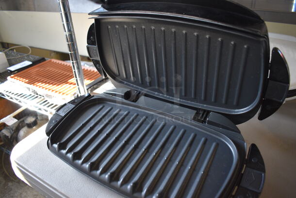 George Foreman Model GRP4B Metal Countertop Grilling Machine. 120 Volts, 1 Phase. 16x10x4.5. Tested and Working! - Image 4 of 5