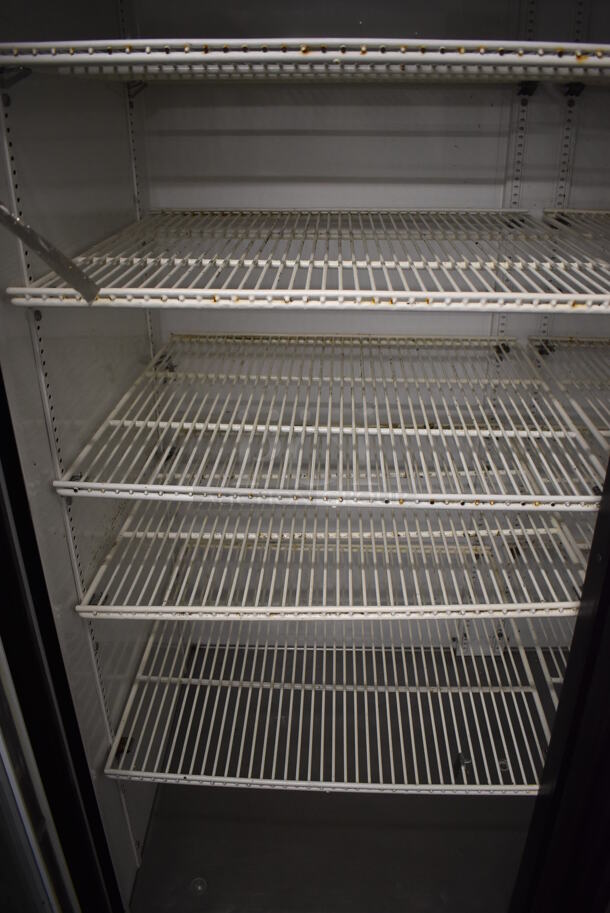 True GDM-72 Metal Commercial 3 Door Reach In Cooler Merchandiser w/ Poly Coated Racks on Commercial Casters. 115 Volts, 1 Phase. 78x31x84. Tested and Powers On But Temps at 47 Degrees - Image 4 of 6