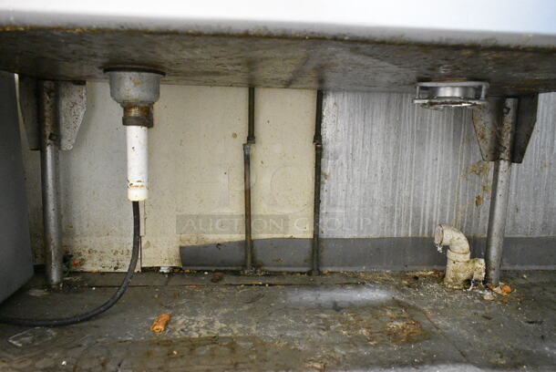 Stainless Steel Commercial 2 Bay Sink w/ Right Side Drain Board, Faucet and Handles. BUYER MUST REMOVE: Bring Tools and Manpower Needed To Remove This Item. (kitchen) - Image 4 of 4