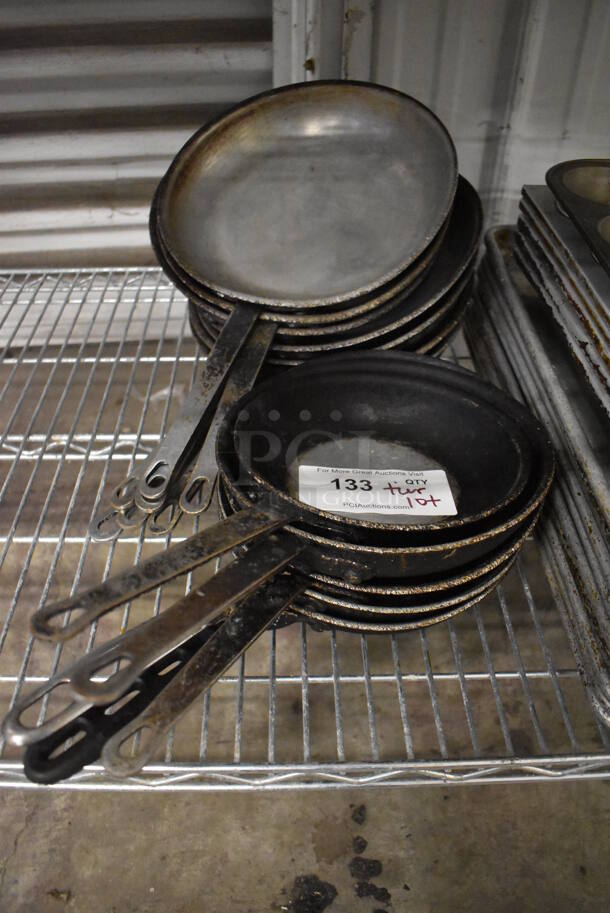 ALL ONE MONEY! Tier Lot of Metal Skillets, Half Size Baking Pans and Muffin Baking Pans - Image 2 of 5