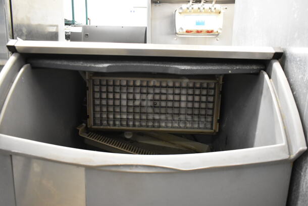 2017 Ice-O-Matic ICEU220FA3 Stainless Steel Commercial Undercounter Self Contained Ice Machine. 115 Volts, 1 Phase.  - Image 3 of 6
